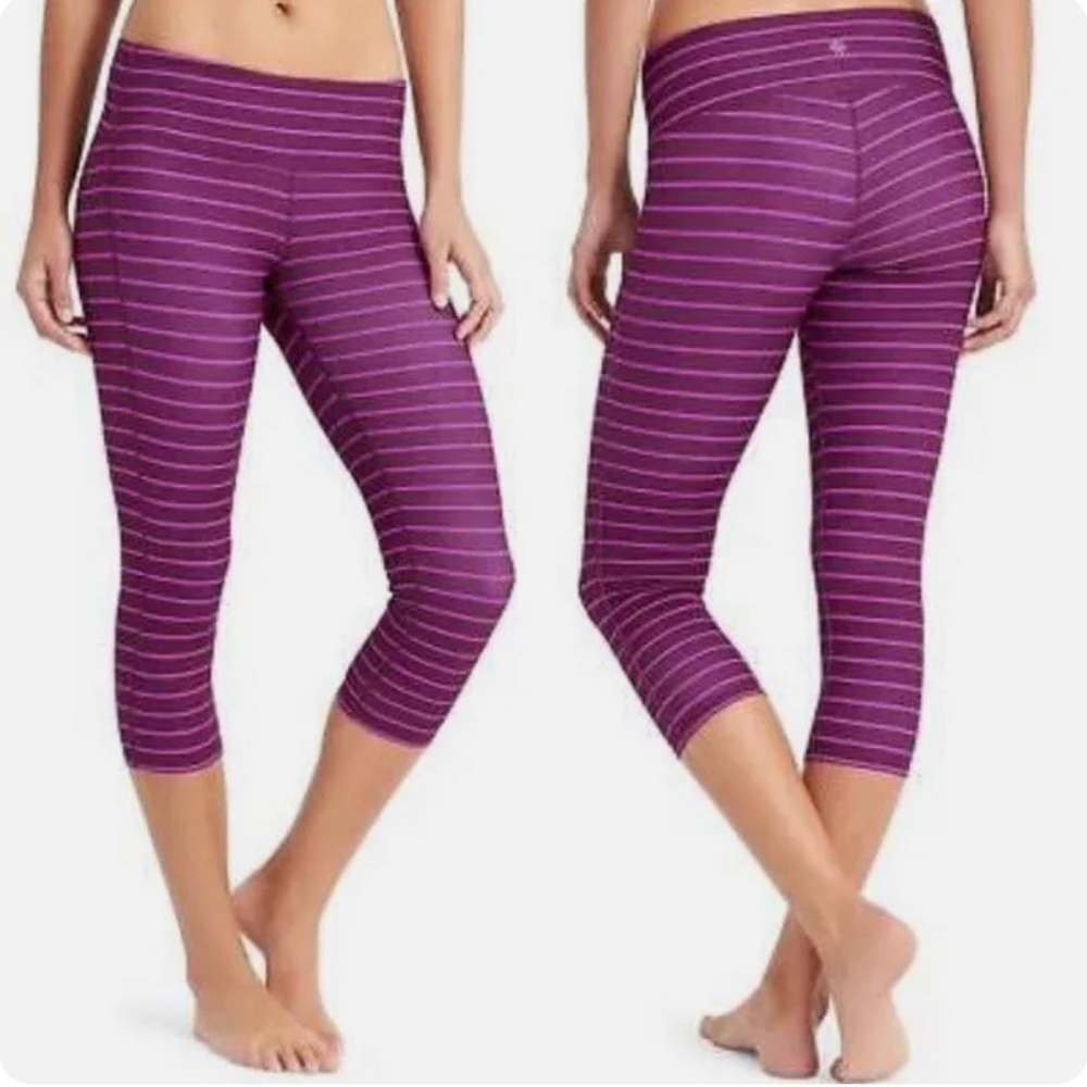 Athleta Stripes Chaturanga Capri Leggings Purple Size XS